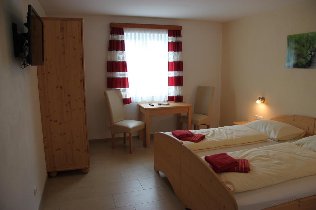 Pension Merkinger Behamberg Екстериор снимка