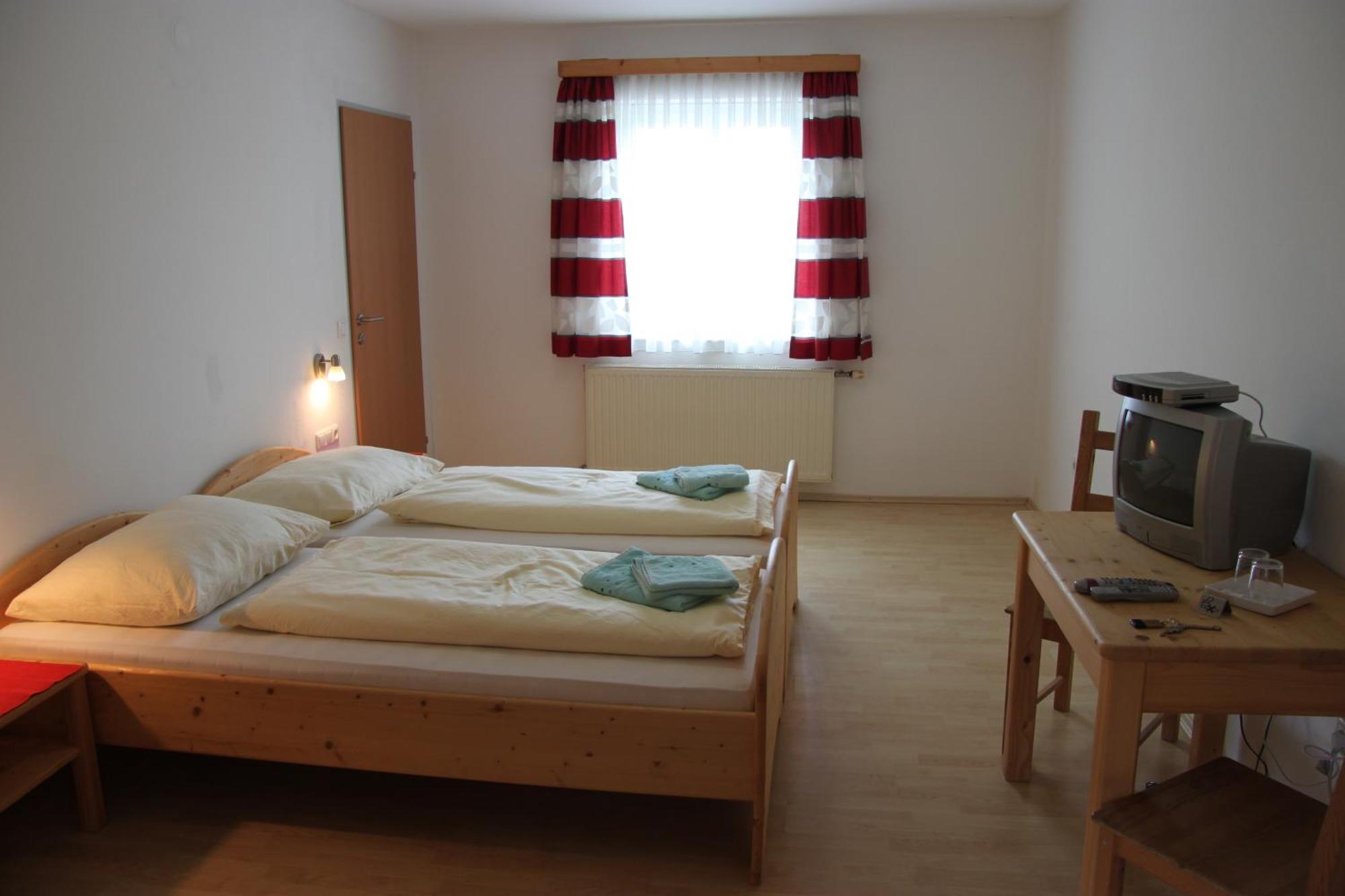 Pension Merkinger Behamberg Стая снимка