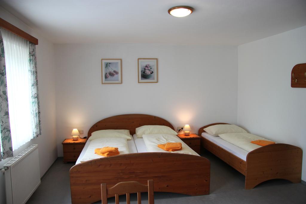 Pension Merkinger Behamberg Стая снимка