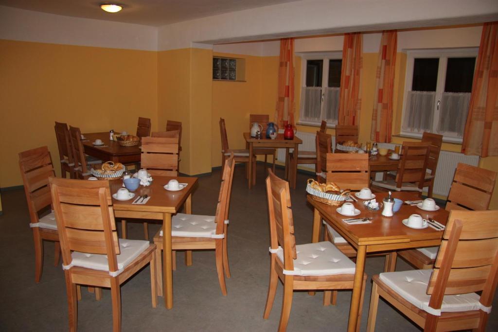Pension Merkinger Behamberg Екстериор снимка